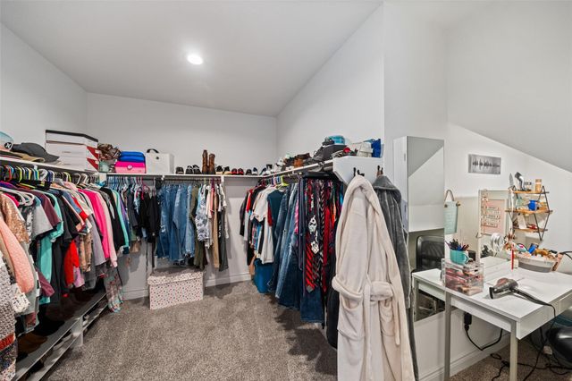 20183 Bushwick Falls Drive, Montgomery, TX 77316