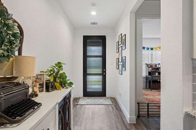 20183 Bushwick Falls Drive, Montgomery, TX 77316