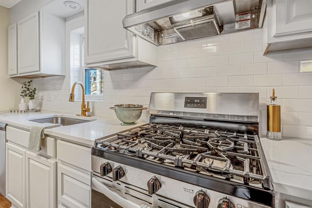 1607 Grove Hill Road, North Little Rock, AR 72116