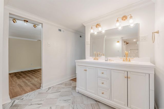 1607 Grove Hill Road, North Little Rock, AR 72116