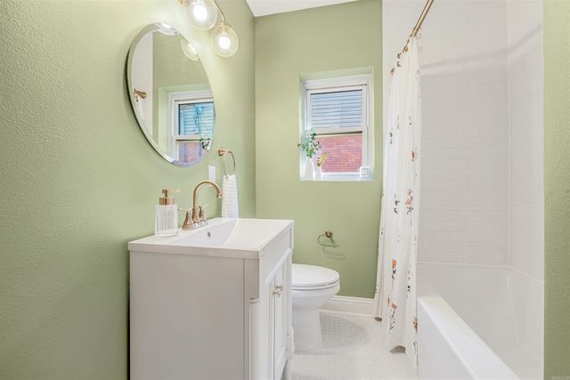 1607 Grove Hill Road, North Little Rock, AR 72116