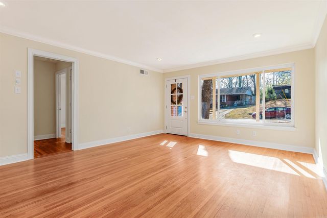 1607 Grove Hill Road, North Little Rock, AR 72116