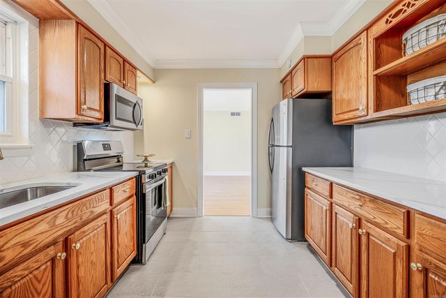 1607 Grove Hill Road, North Little Rock, AR 72116