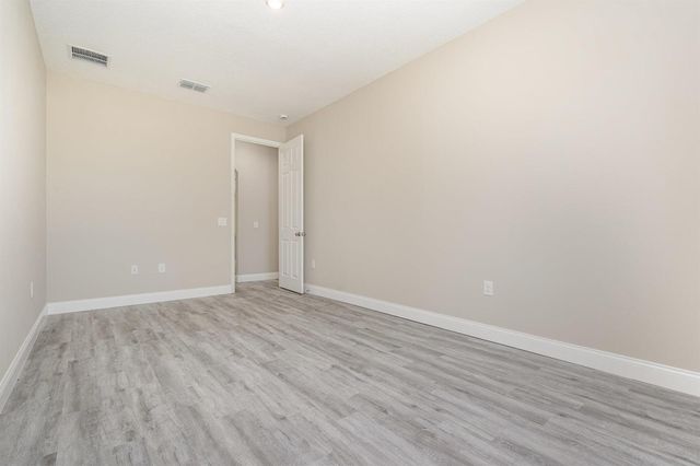 1041 Wesberry Street SE, Palm Bay, FL 32909