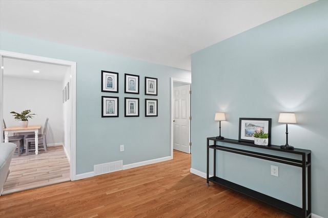 15 Newport Dr., Westford, MA 01886