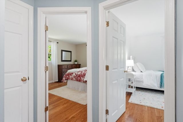 15 Newport Dr., Westford, MA 01886