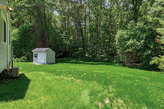 15 Newport Dr., Westford, MA 01886