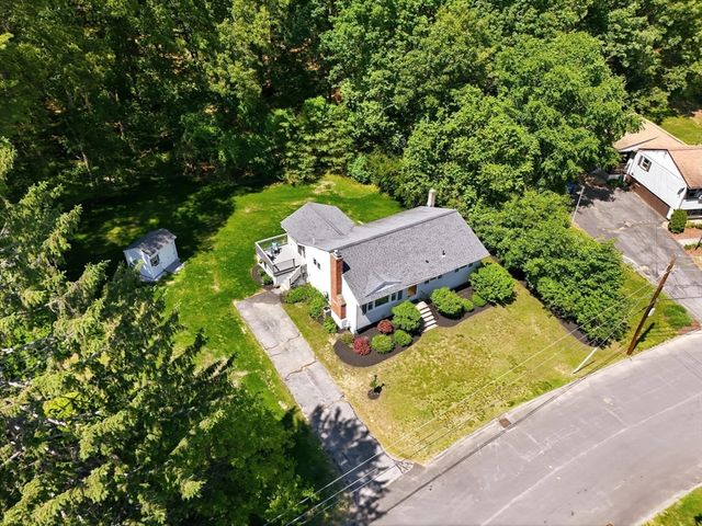 15 Newport Dr., Westford, MA 01886