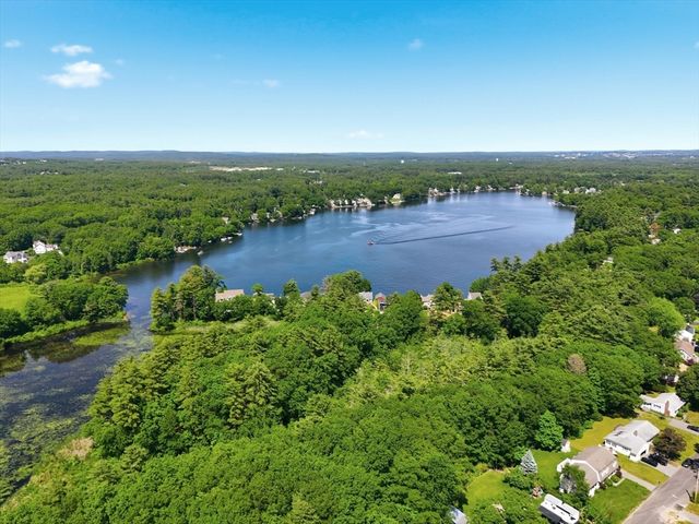 15 Newport Dr., Westford, MA 01886
