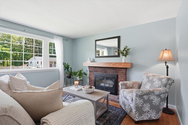 15 Newport Dr., Westford, MA 01886