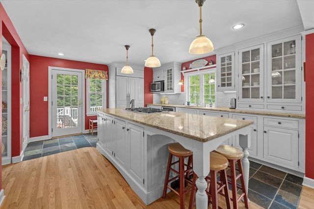17 Sunset Path, Sudbury, MA 01776