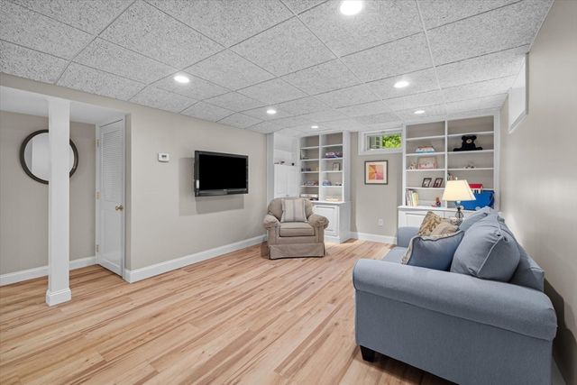 17 Sunset Path, Sudbury, MA 01776