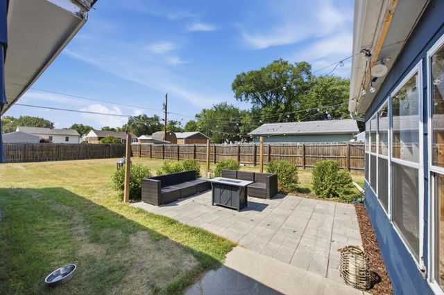 1617 14th Street S, Fargo, ND 58103