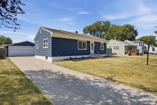 1617 14th Street S, Fargo, ND 58103
