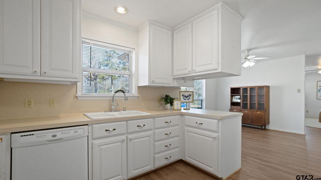 2301 Birch, Tyler, TX 75701