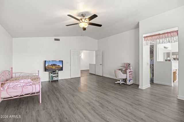 21237 N 92ND Avenue, Peoria, AZ 85382