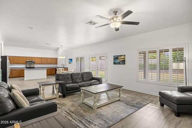 21237 N 92ND Avenue, Peoria, AZ 85382