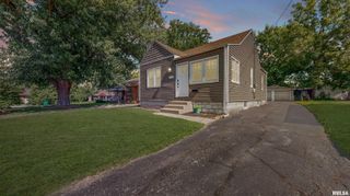 2113 W EDNA Court, West Peoria, IL 61604