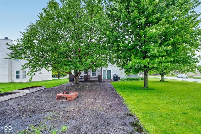 16704 Earl Park Court, Westfield, IN 46074