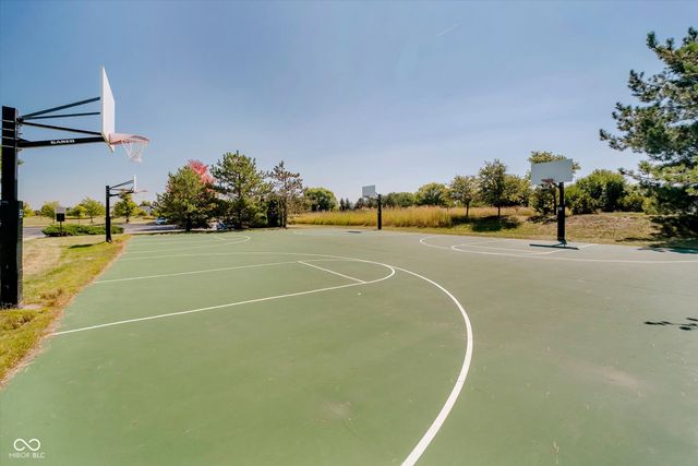 16704 Earl Park Court, Westfield, IN 46074