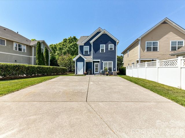 15224 Waterfront Drive, Huntersville, NC 28078