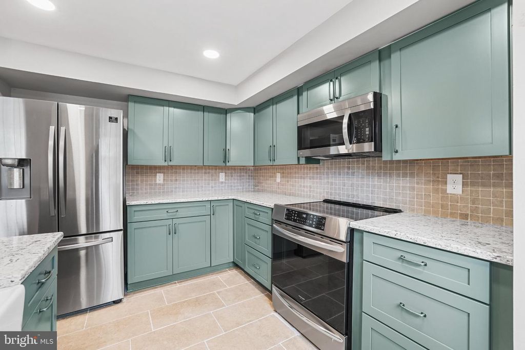 6058 CHICORY PL, Alexandria, VA 22310