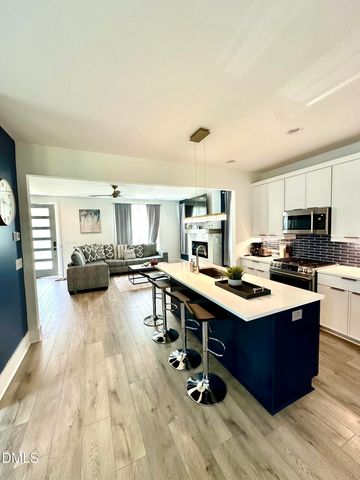 138 E End Avenue, Durham, NC 27703