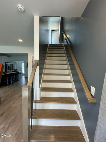138 E End Avenue, Durham, NC 27703