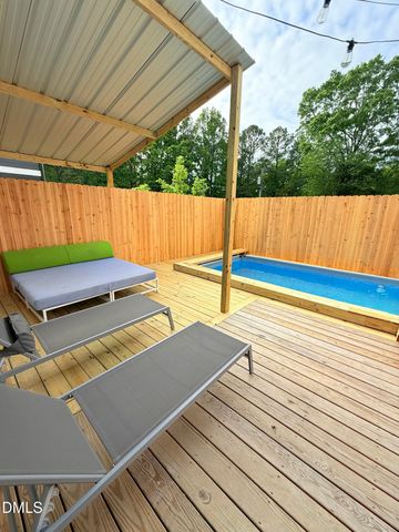 138 E End Avenue, Durham, NC 27703