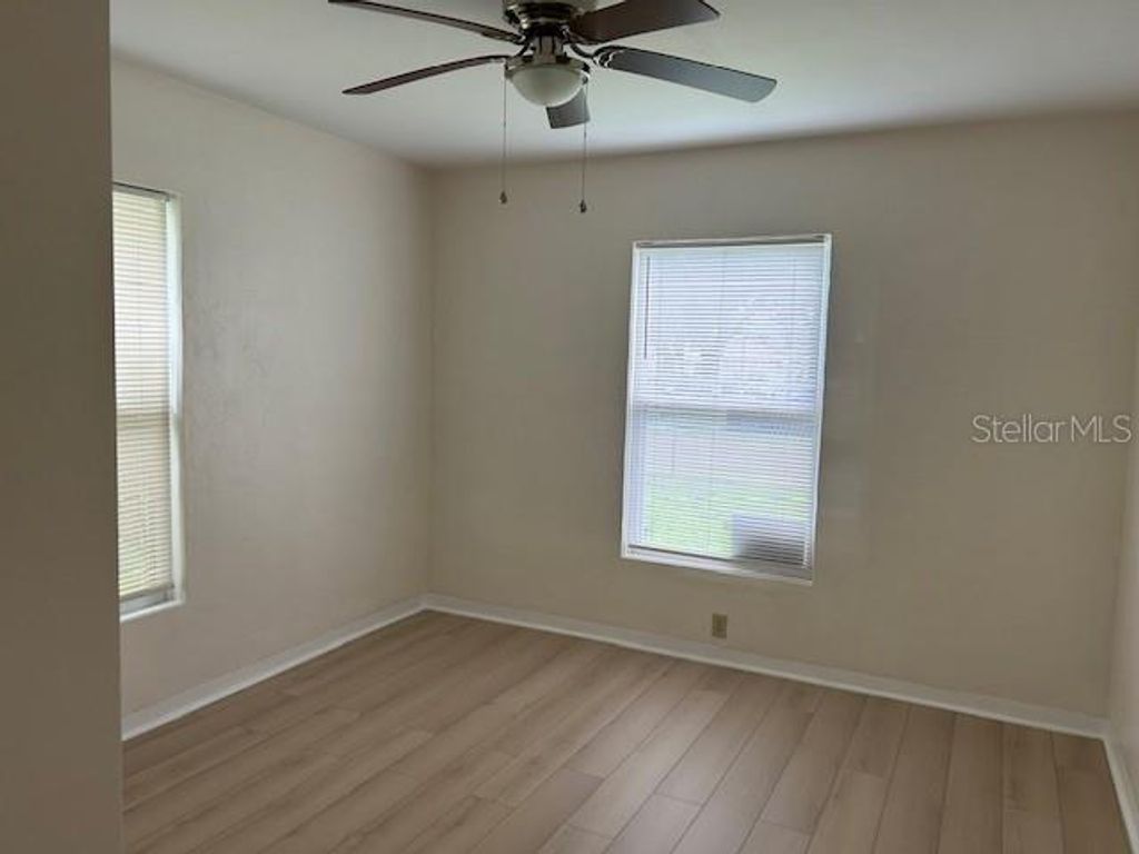 Image 25 of property listing at 2534 40TH AVENUE N, St Petersburg, FL 33714