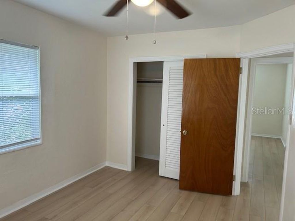 Image 27 of property listing at 2534 40TH AVENUE N, St Petersburg, FL 33714