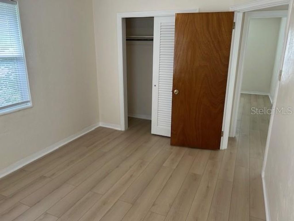 Image 28 of property listing at 2534 40TH AVENUE N, St Petersburg, FL 33714