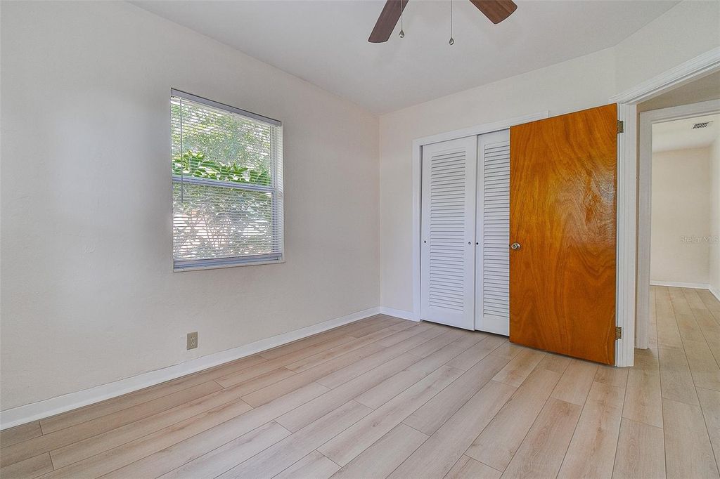 Image 34 of property listing at 2534 40TH AVENUE N, St Petersburg, FL 33714