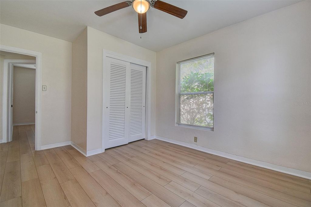 Image 39 of property listing at 2534 40TH AVENUE N, St Petersburg, FL 33714