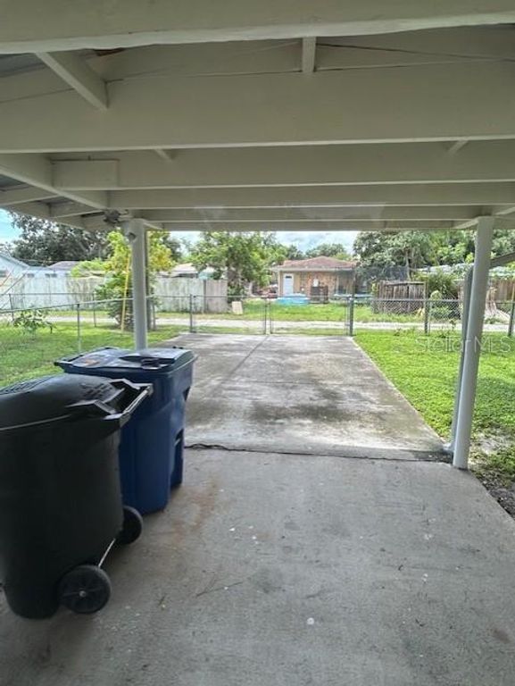 Image 7 of property listing at 2534 40TH AVENUE N, St Petersburg, FL 33714
