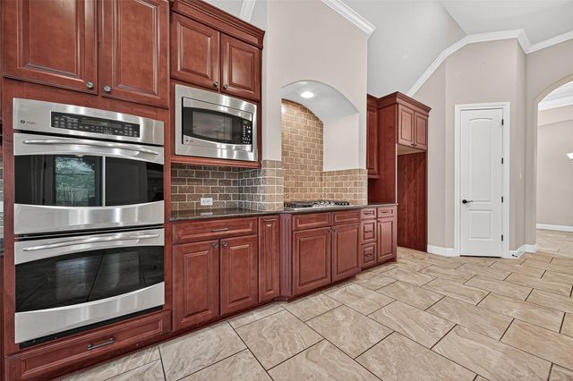 20526 Sparrows Spur Street, Richmond, TX 77406