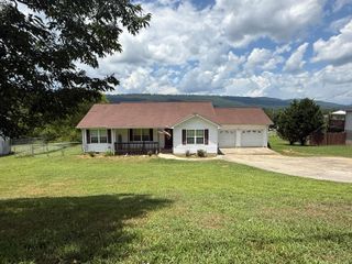 191 Lookout Circle, Trenton, GA 30752