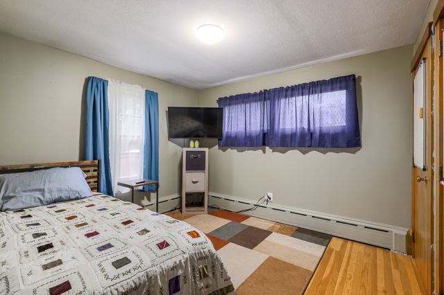 14 Summit Ter, North Brookfield, MA 01535