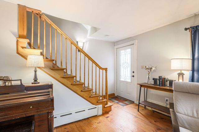 14 Summit Ter, North Brookfield, MA 01535