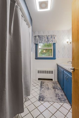 14 Summit Ter, North Brookfield, MA 01535
