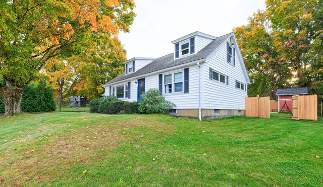 14 Summit Ter, North Brookfield, MA 01535