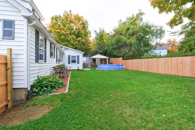 14 Summit Ter, North Brookfield, MA 01535