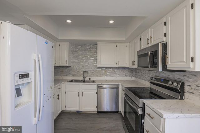 13 DONN CT, Perry Hall, MD 21128