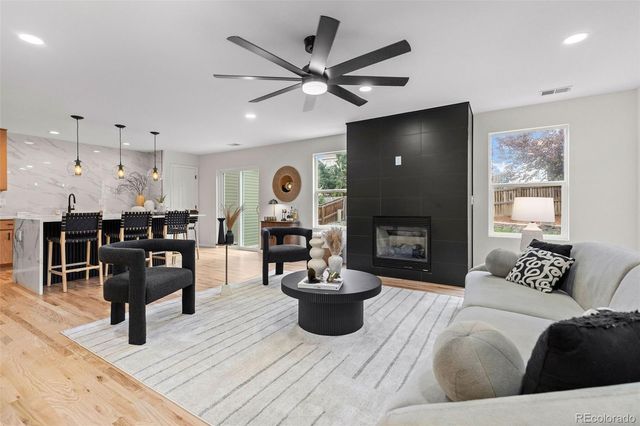 21960 E Crestline Lane, Aurora, CO 80015