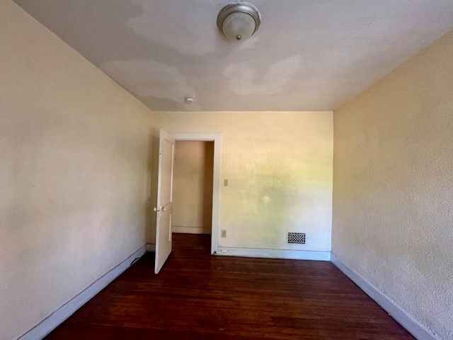2032 Rugby Road, Dayton, OH 45406