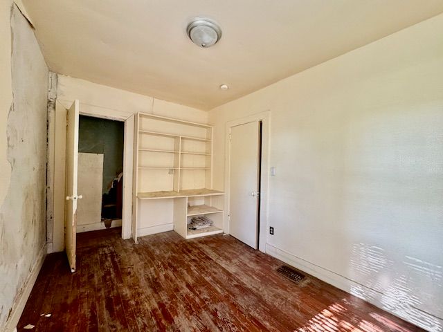 2032 Rugby Road, Dayton, OH 45406