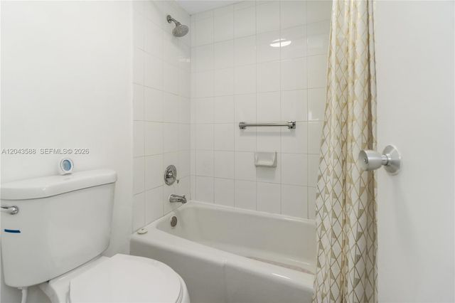 100 Lincoln Road 306, Miami Beach, FL 33139