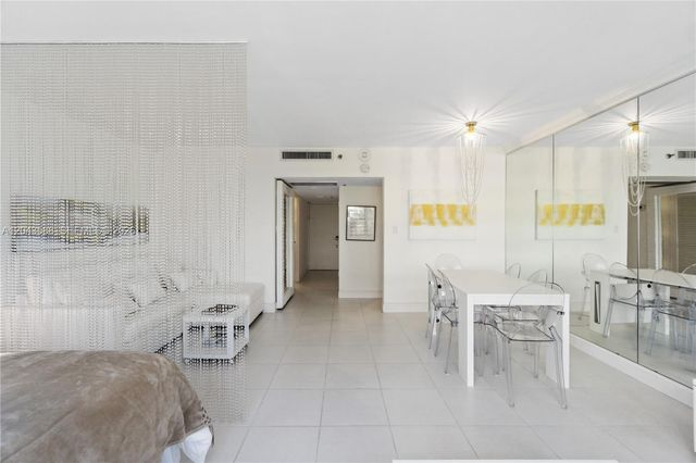 100 Lincoln Road 306, Miami Beach, FL 33139