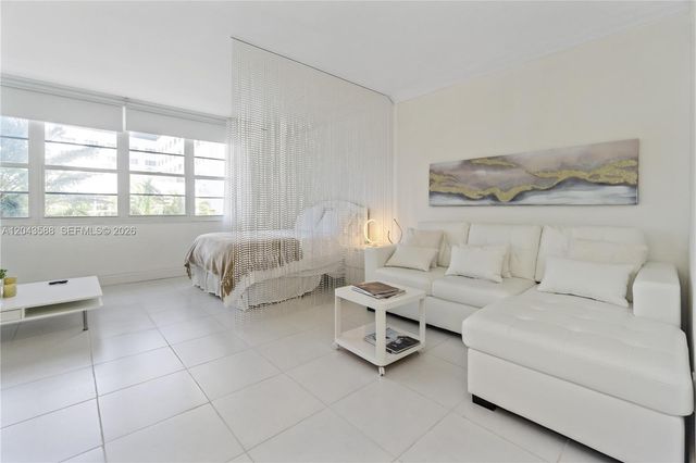 100 Lincoln Road 306, Miami Beach, FL 33139