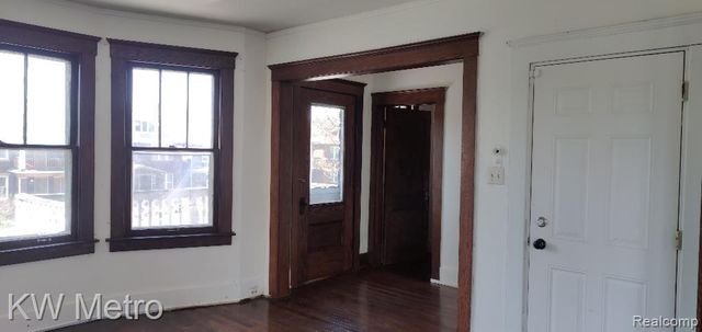 1076 N Rademacher Street, Detroit, MI 48209